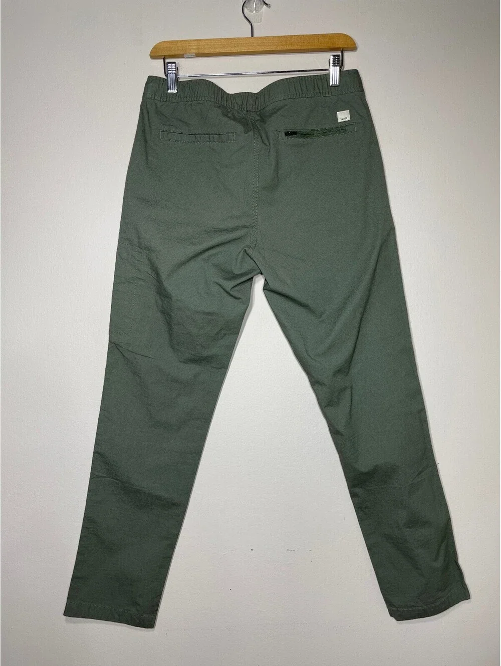 Vuori Men’s Ripstop Climber Pant Army Green Organic Cotton M